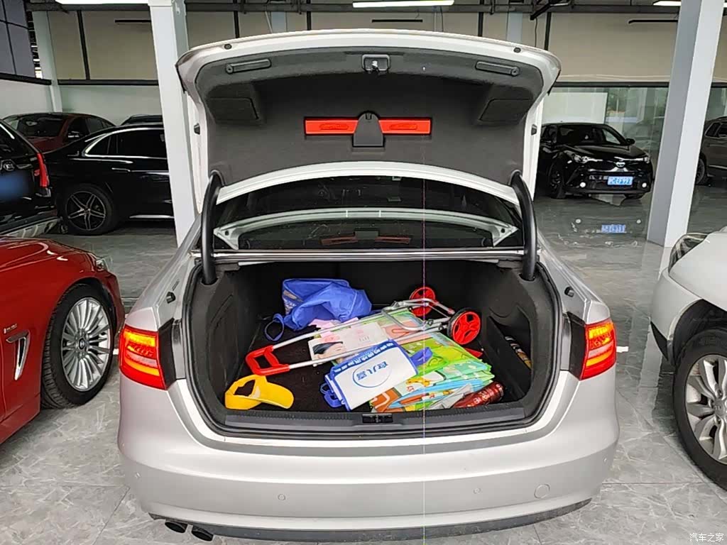 Audi A4L, 2014 19