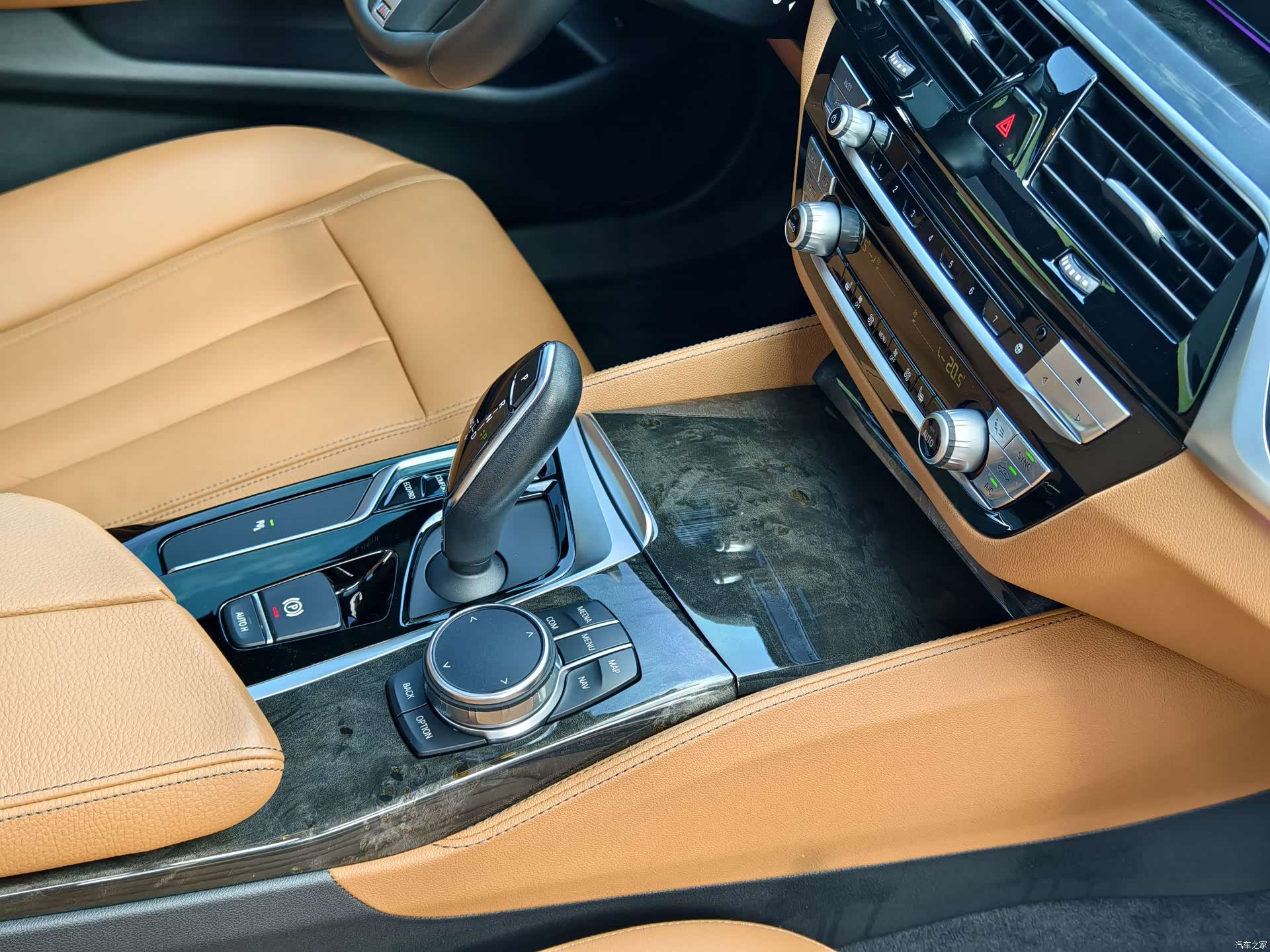 BMW 5 Series, 2018 17