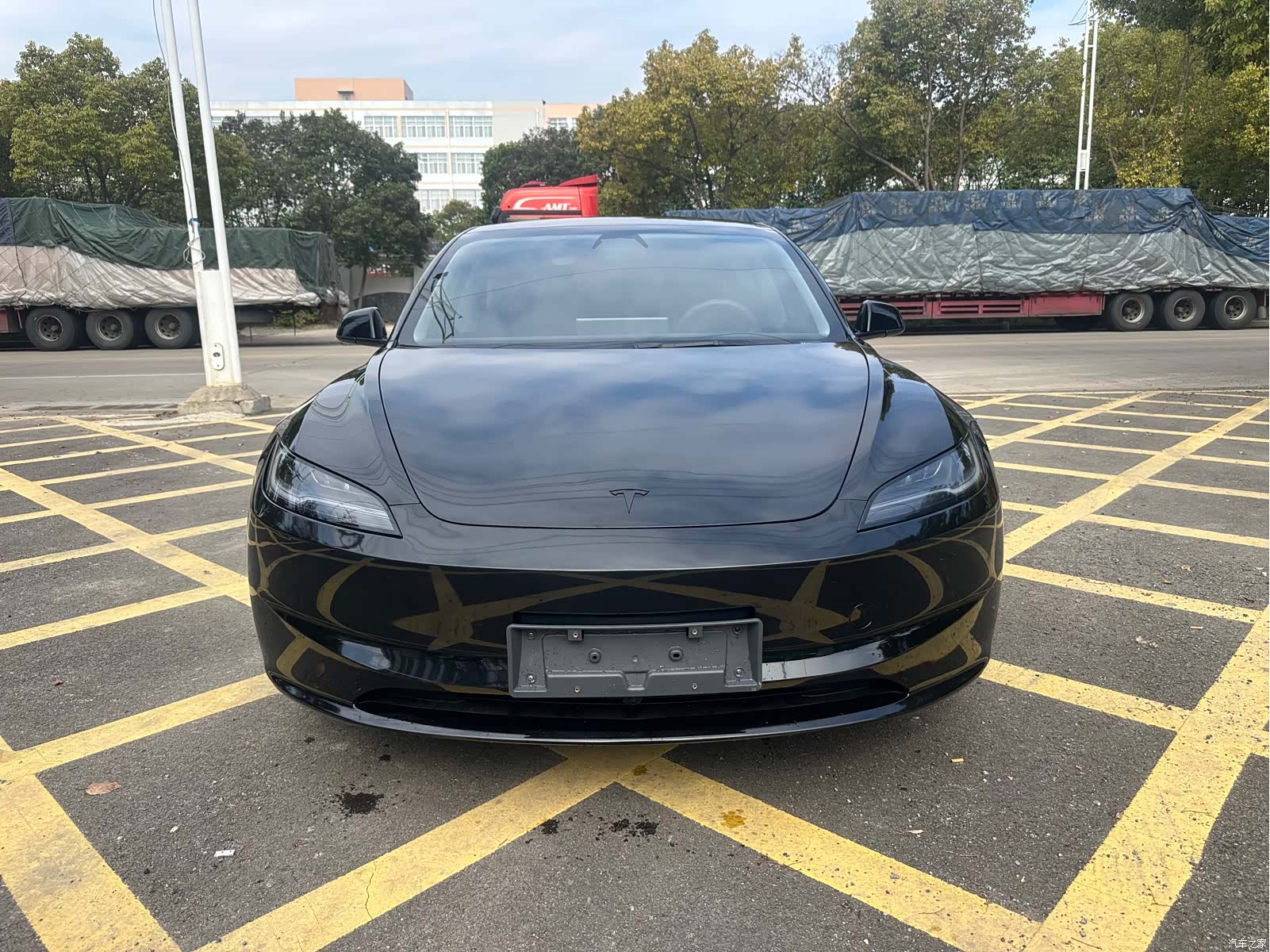 Tesla Model 3, 2025 2