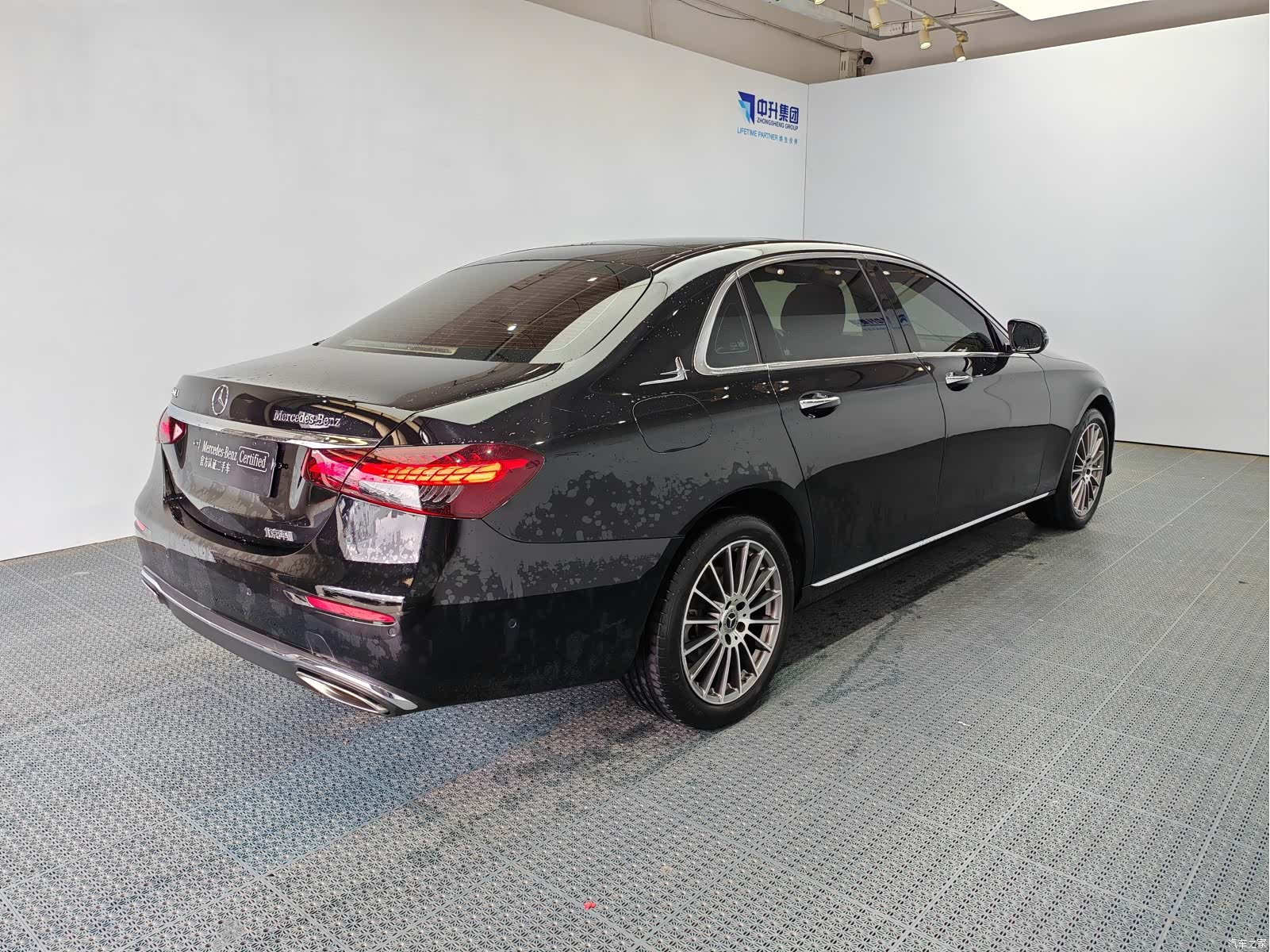 Mercedes-Benz E-Class, 2023 6