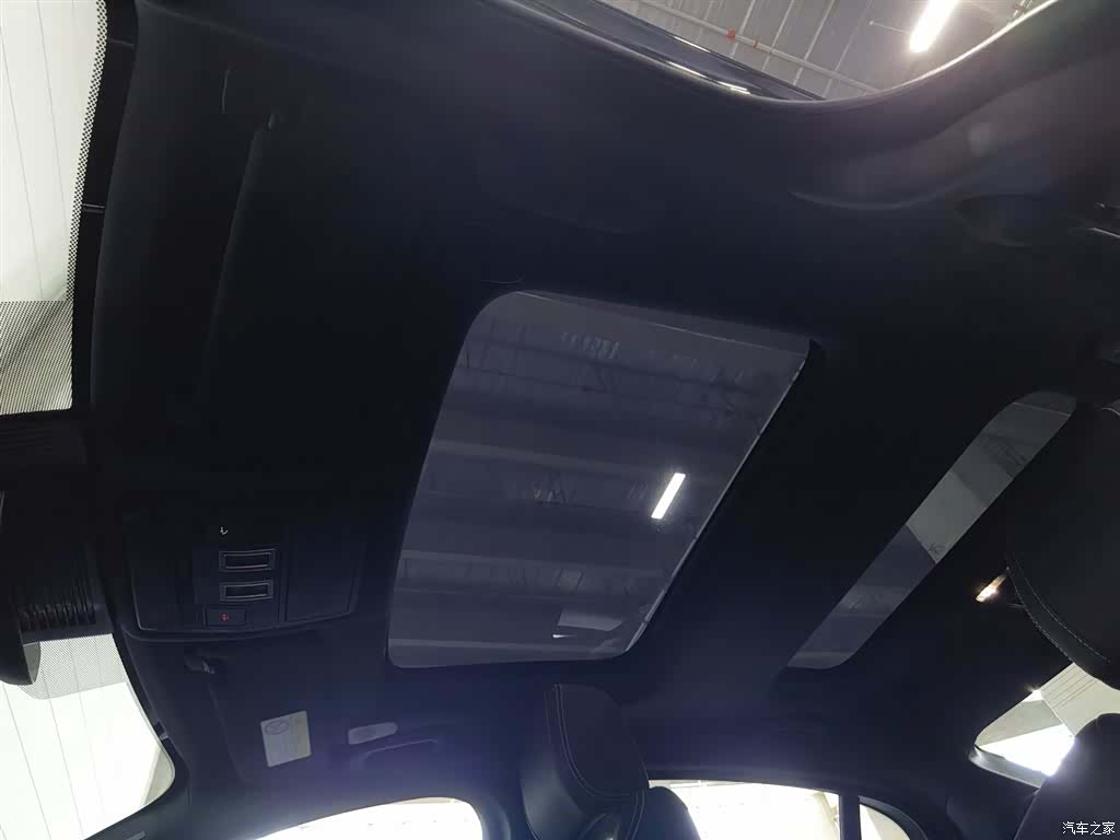 Land Rover XEL, 2023 14