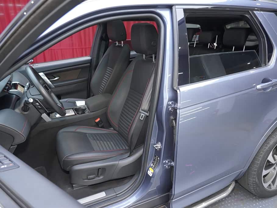 Land Rover Discover sports