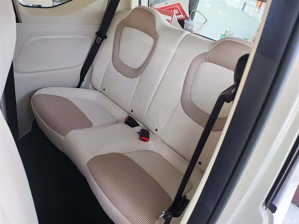 Wuling MINIEV, 2026 17