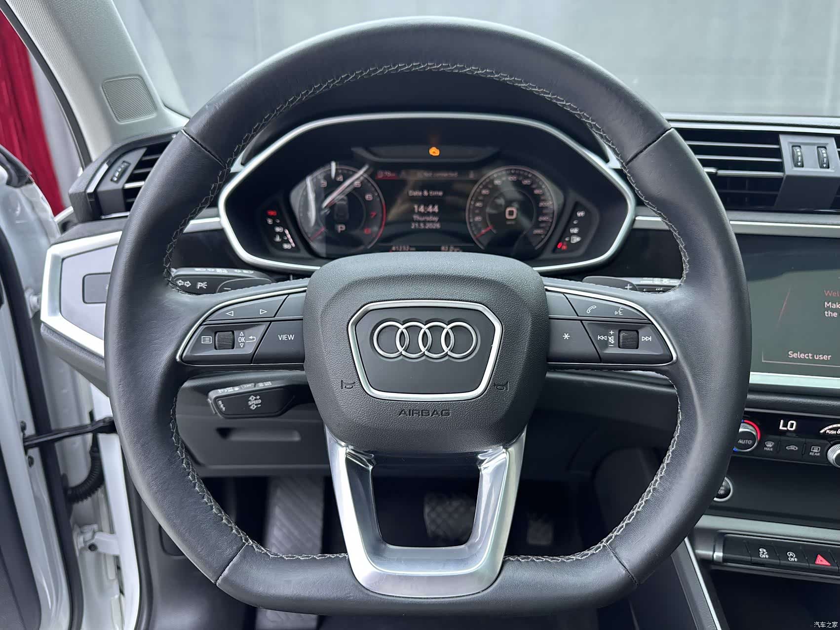 Audi Q3, 2023 14