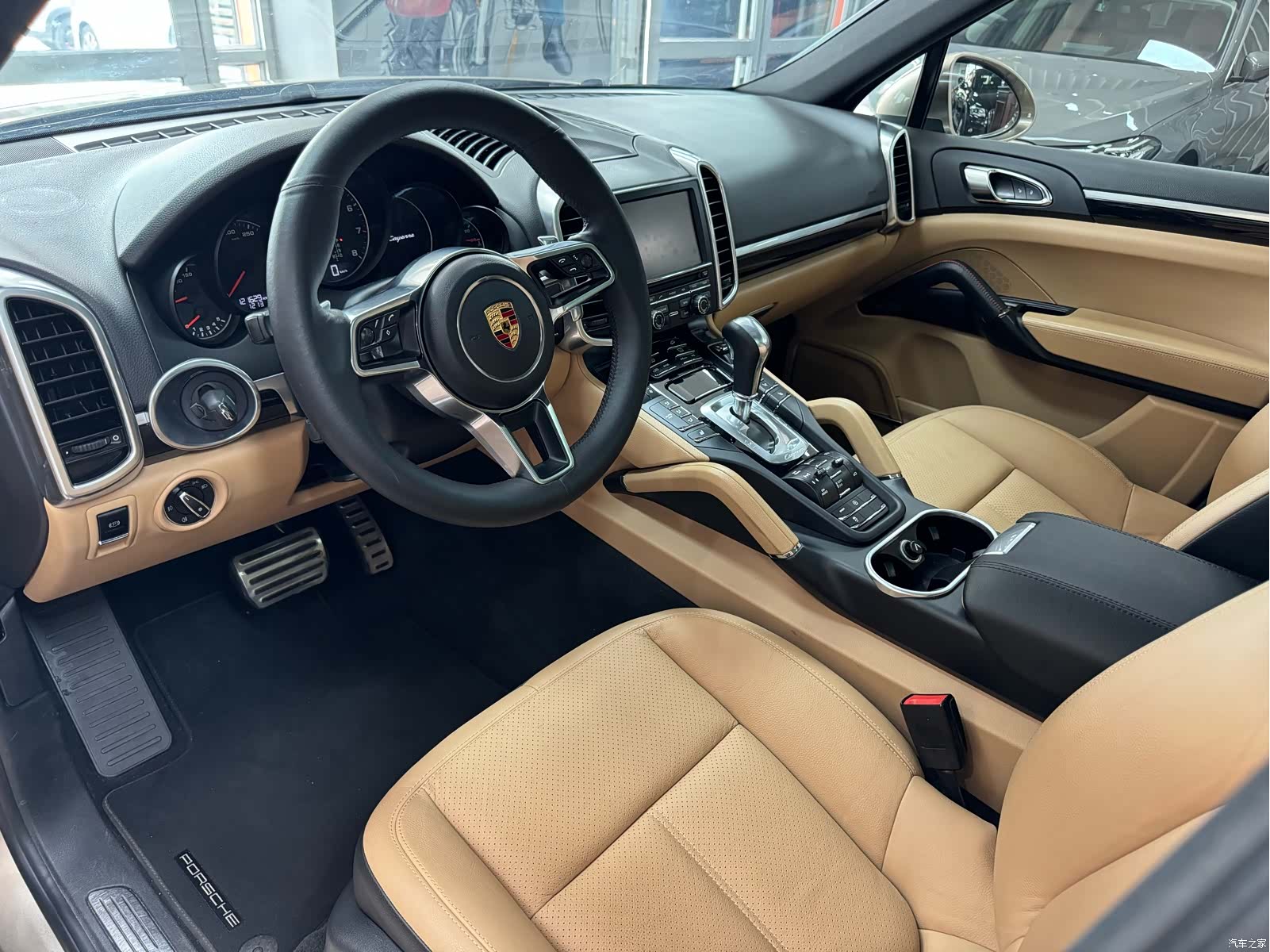 Porsche Cayenne, 2015 15