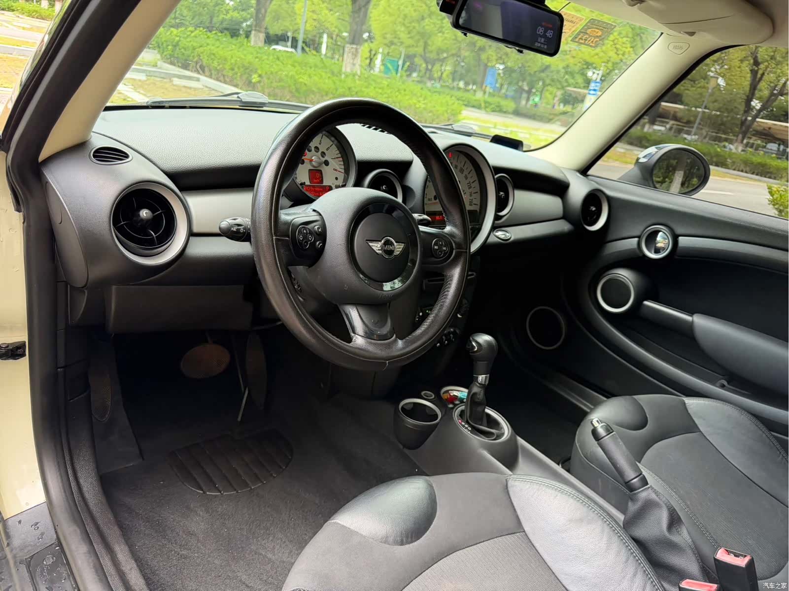 Mini Cooper, 2011 11
