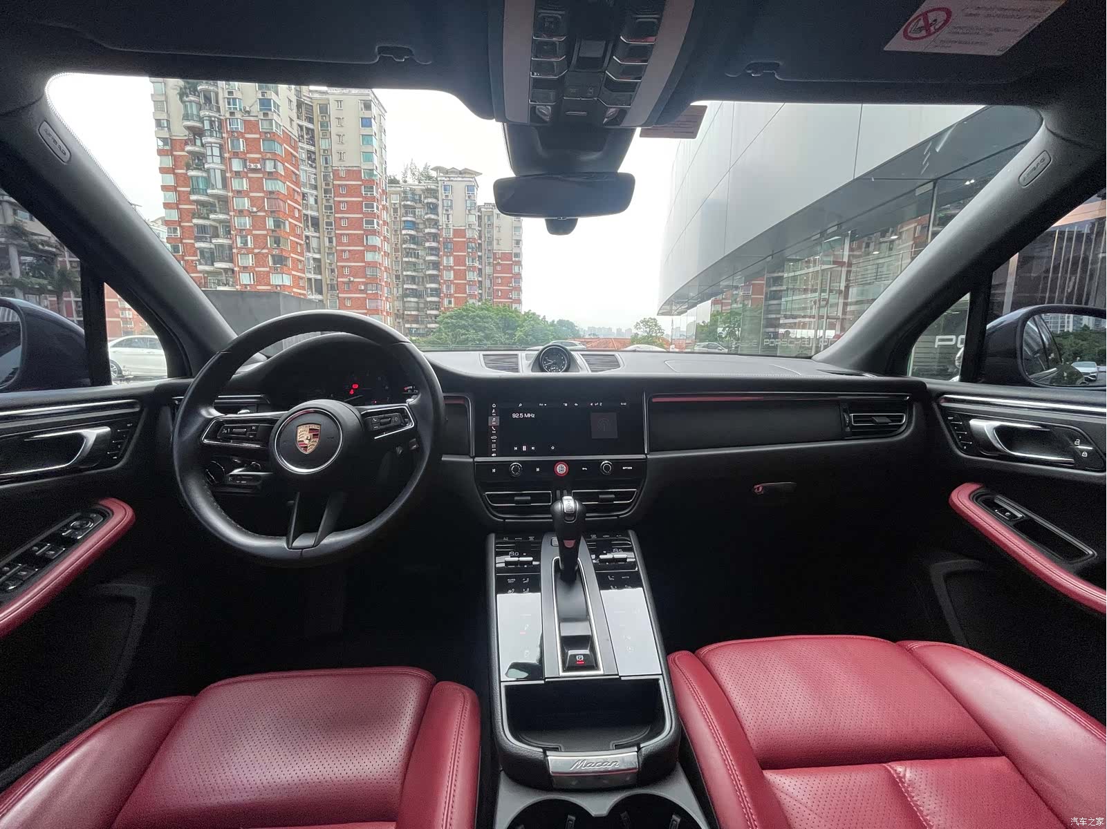 Porsche Macan, 2024 7