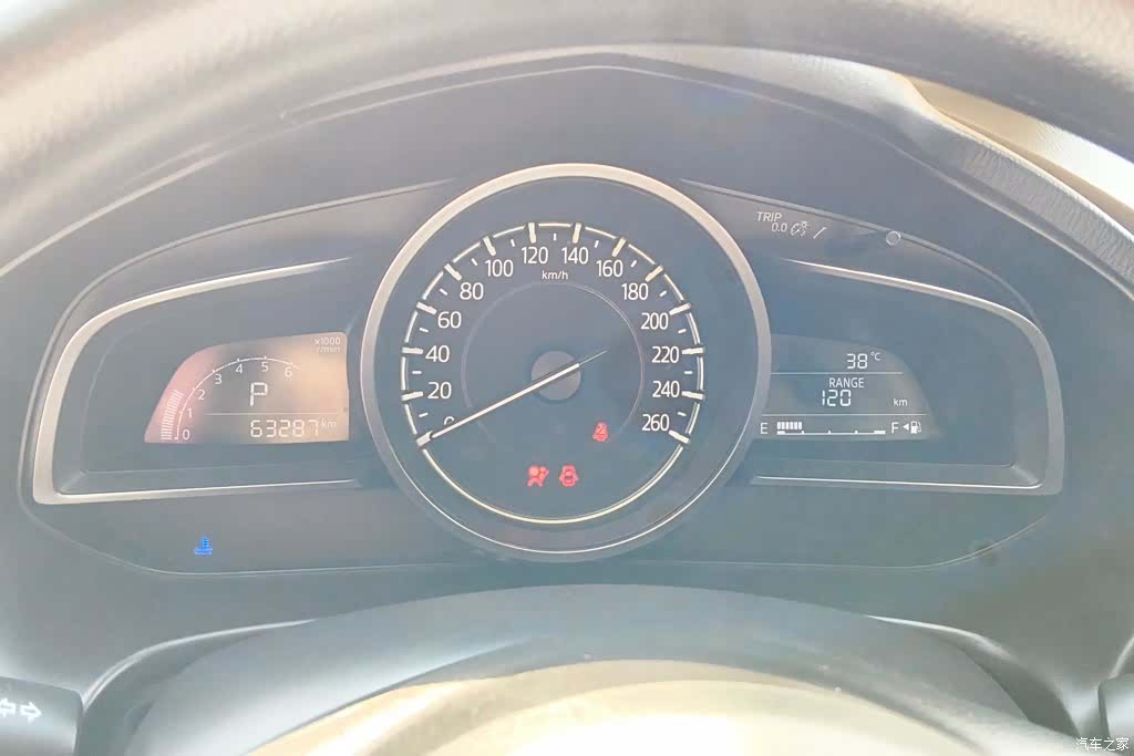 Mazda Mazda3, 2017 14