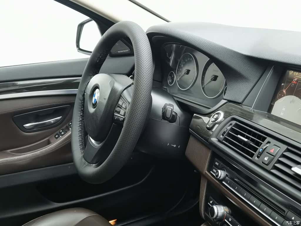 BMW 5 Series, 2015 22