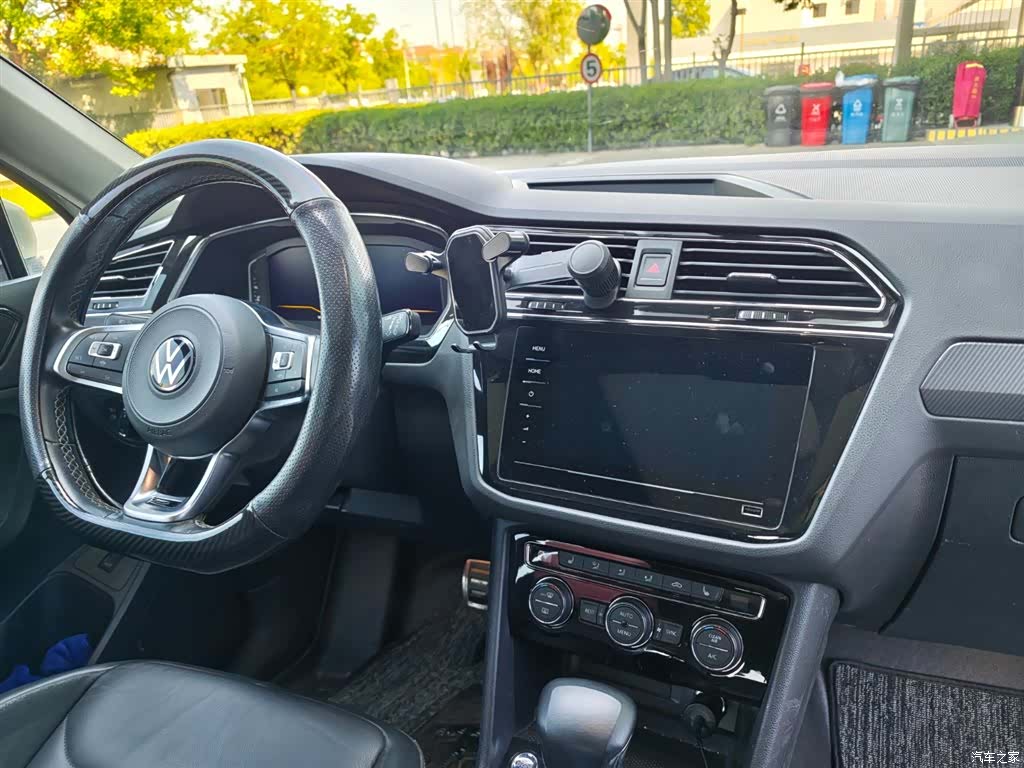 Volkswagen Tiguan L, 2021 10