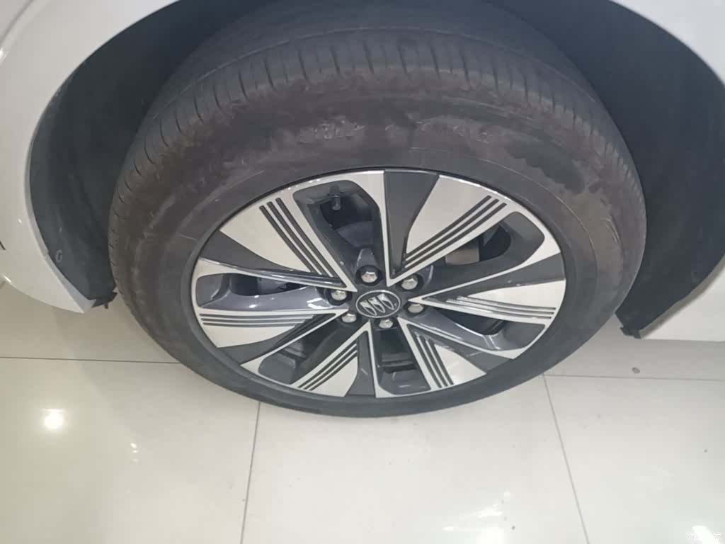 Buick E5, 2025 23
