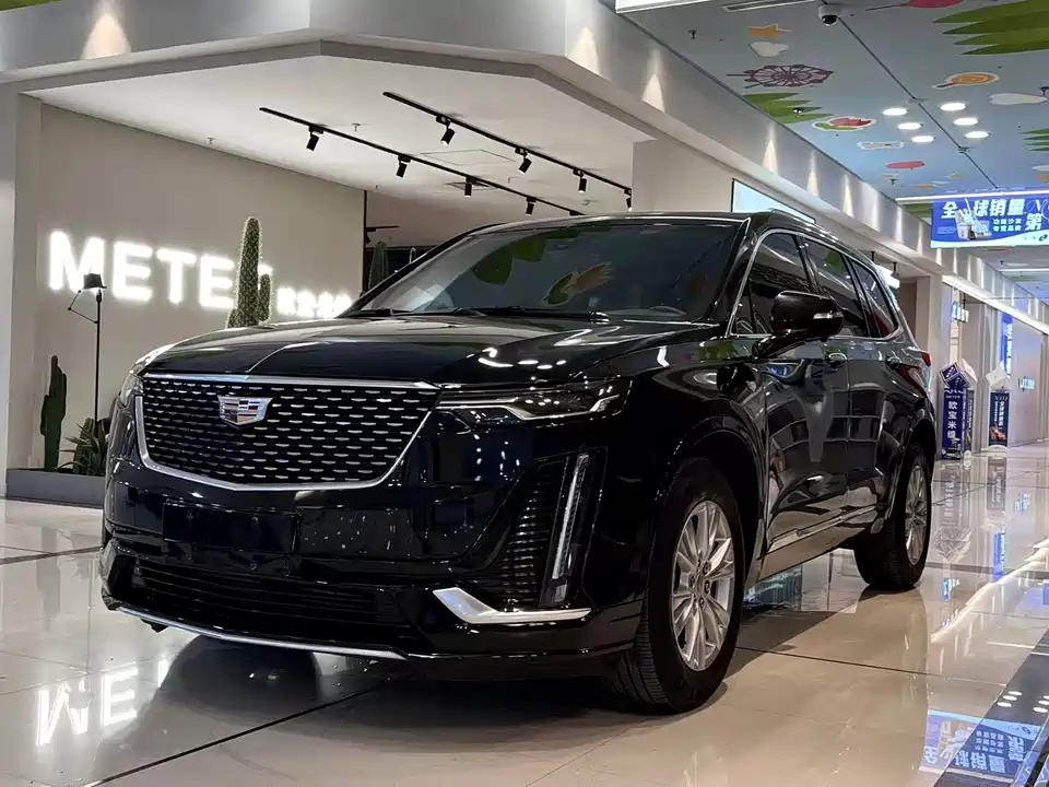 Cadillac XT6