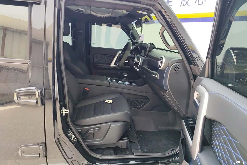 BAIC BJ40, 2025 8