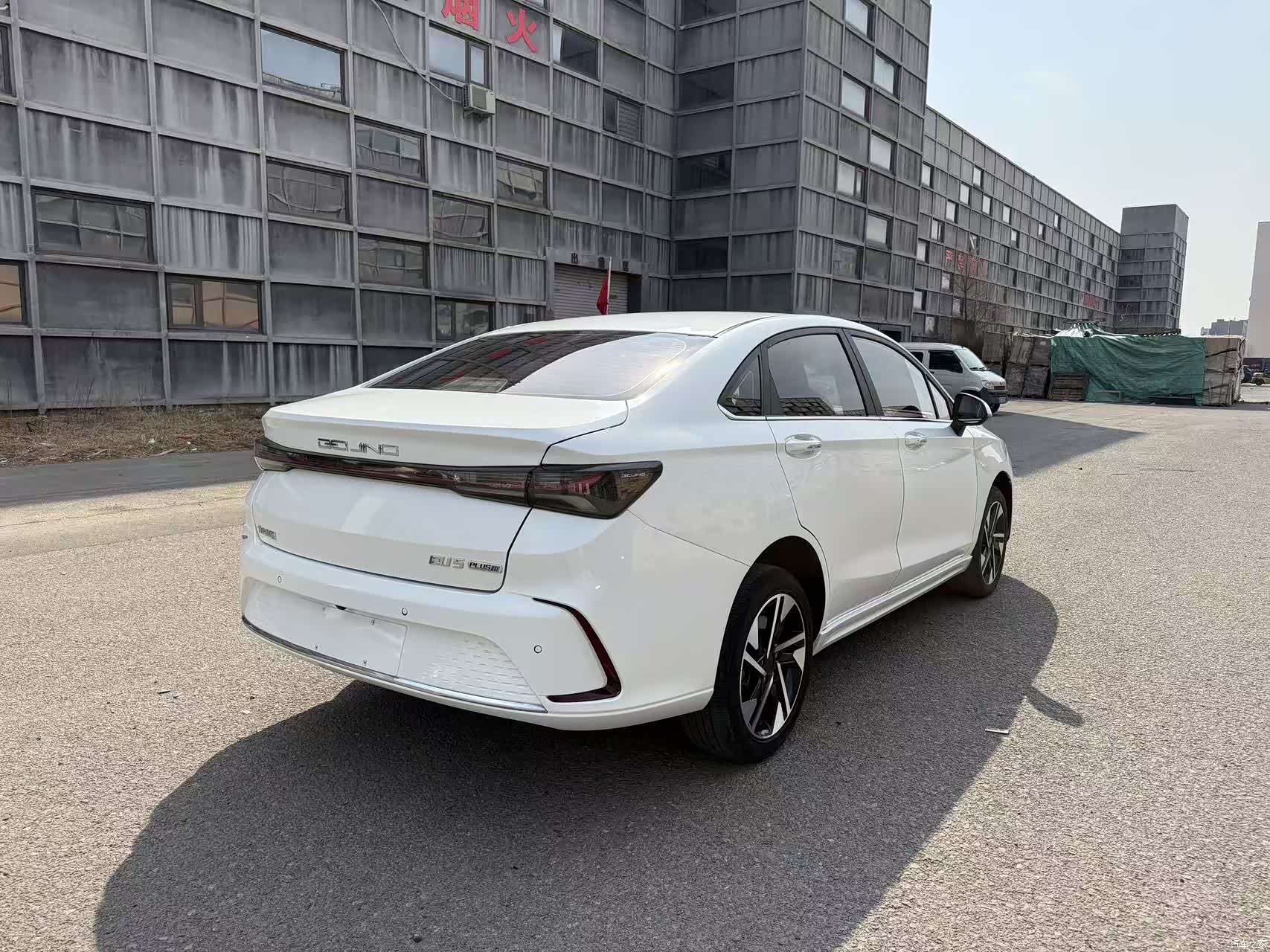 BAIC EU5, 2022 6