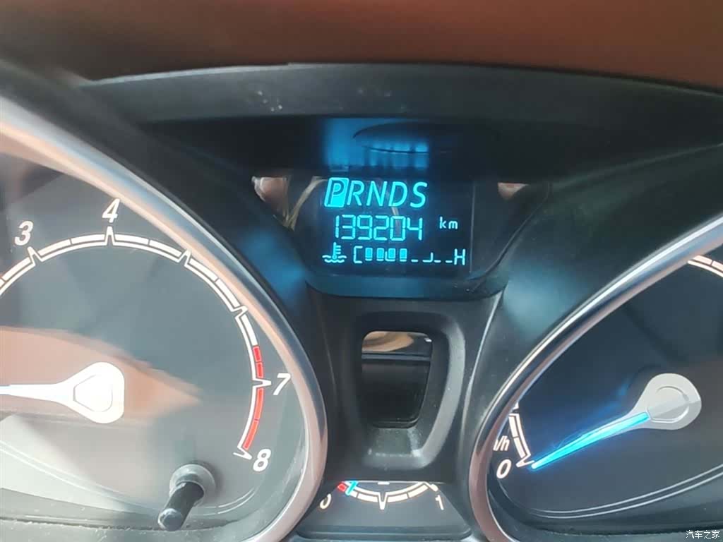 Ford 1.0, 2015 все фото