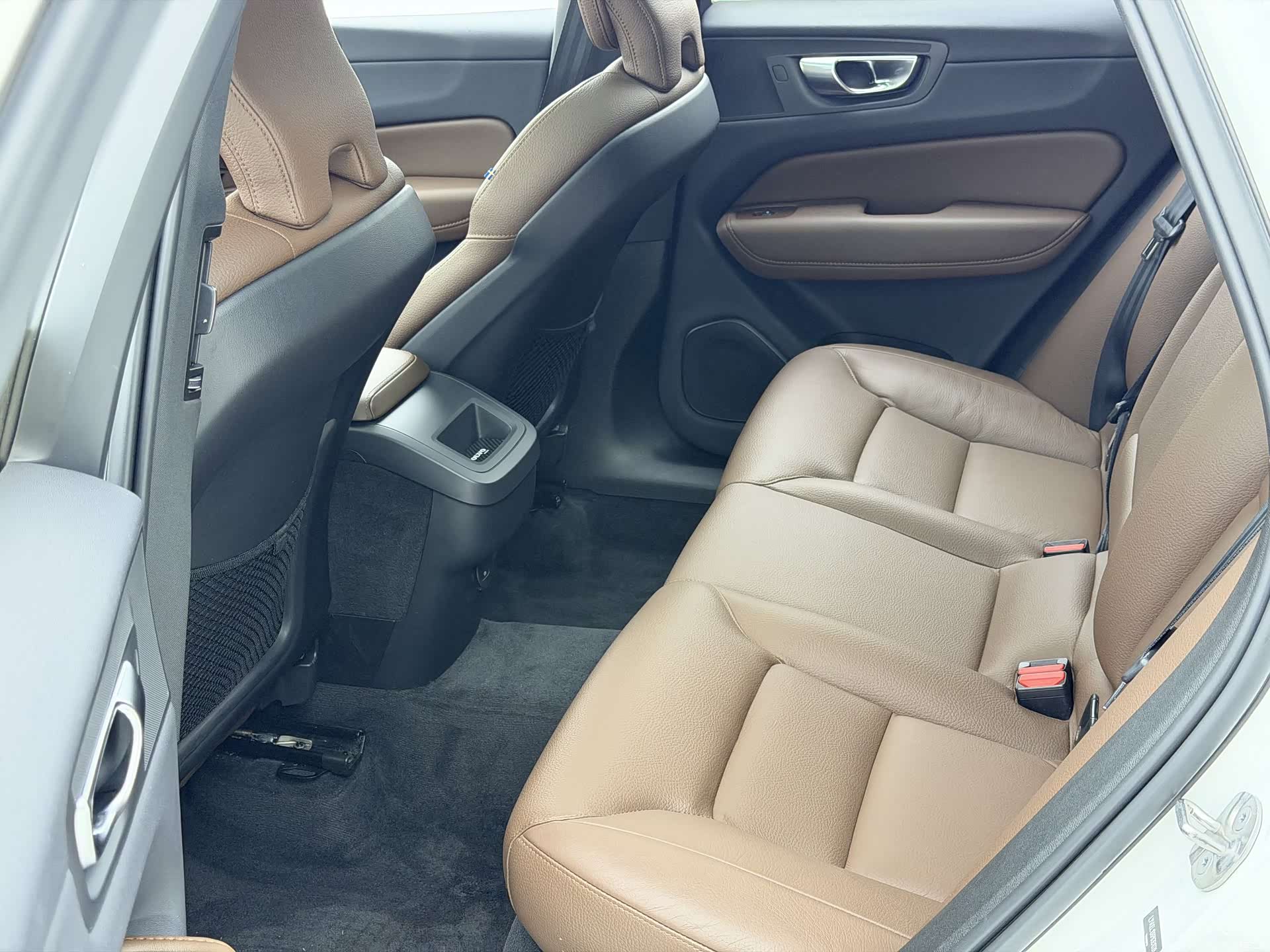 Volvo XC60, 2023 6