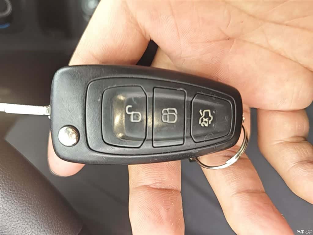 Ford Focus, 2016 9