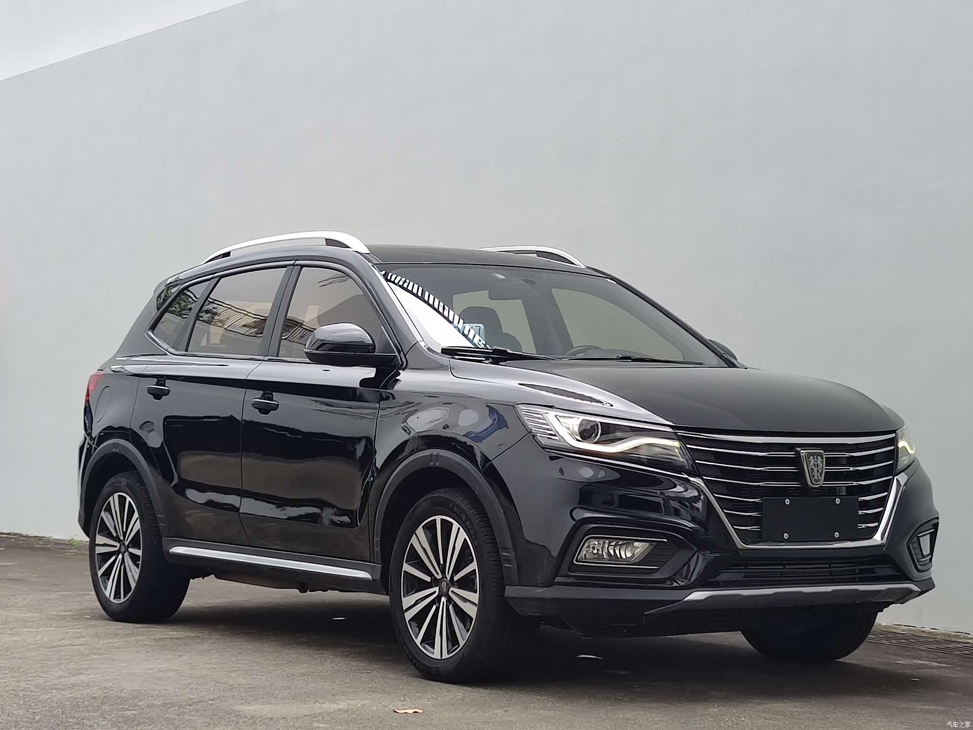 Roewe RX5, 2019 3