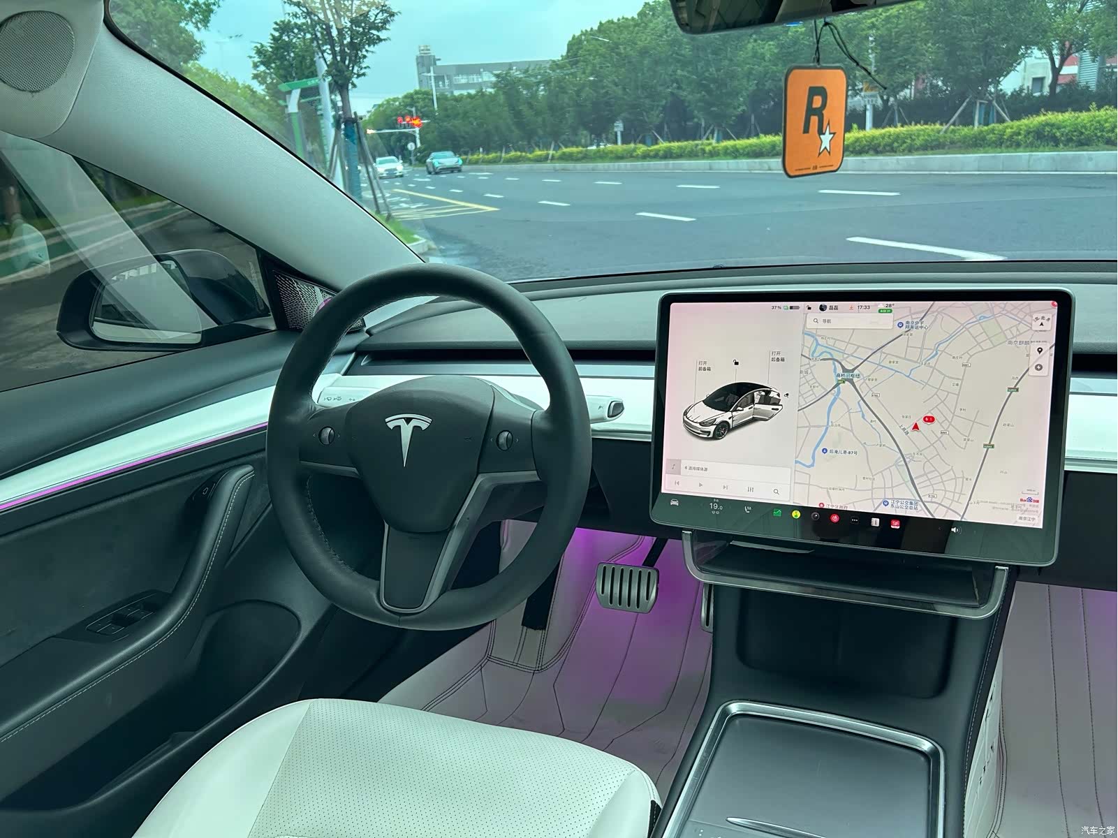 Tesla Model 3, 2021 7