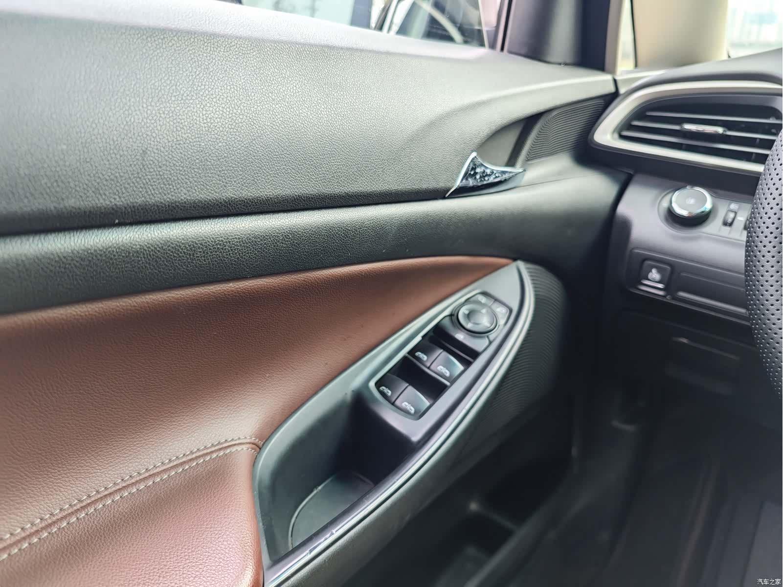 Buick GL6, 2019 16