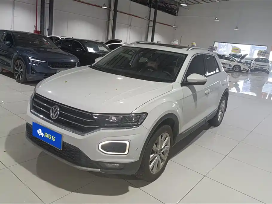 Volkswagen T-ROC exploring Songs