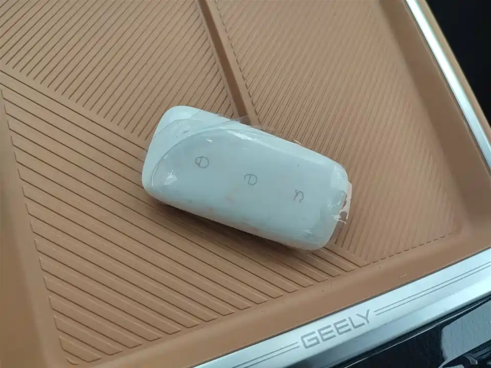 Geely Galaxy Galaxy Starship 7 EM-i