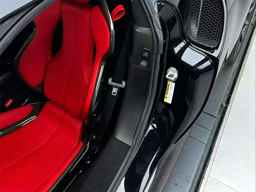 Ferrari 296, 2023 7