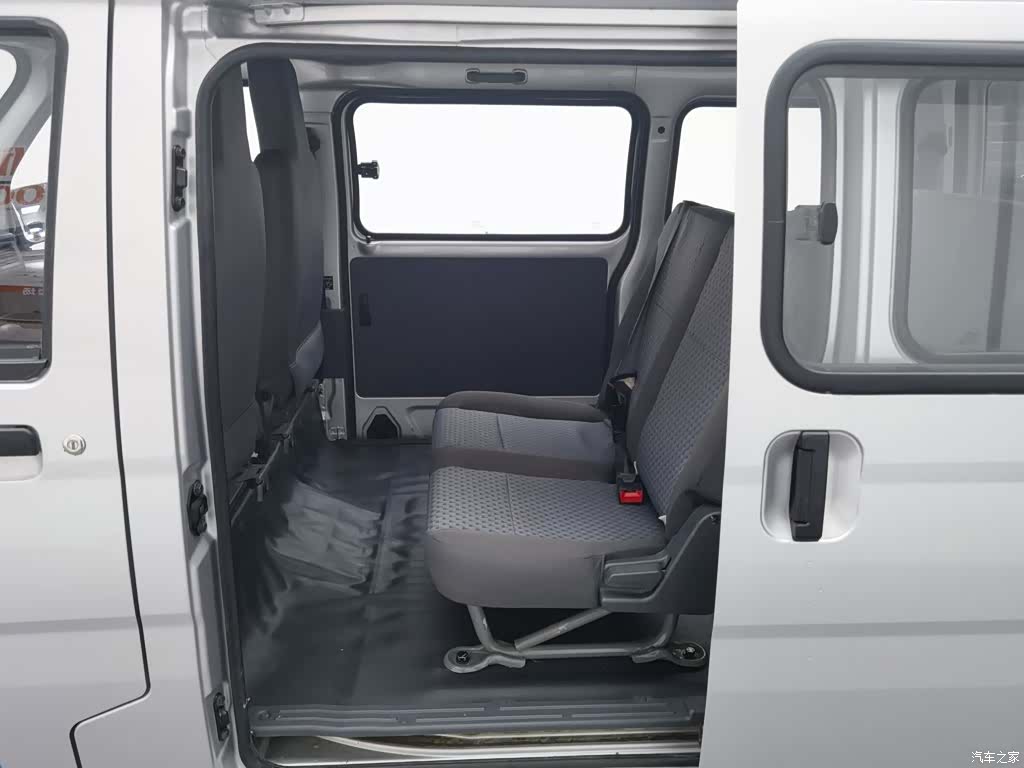 Wuling 5 7, 2023 15