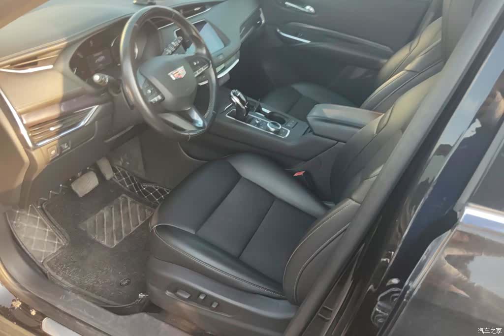 Cadillac XT4, 2021 9