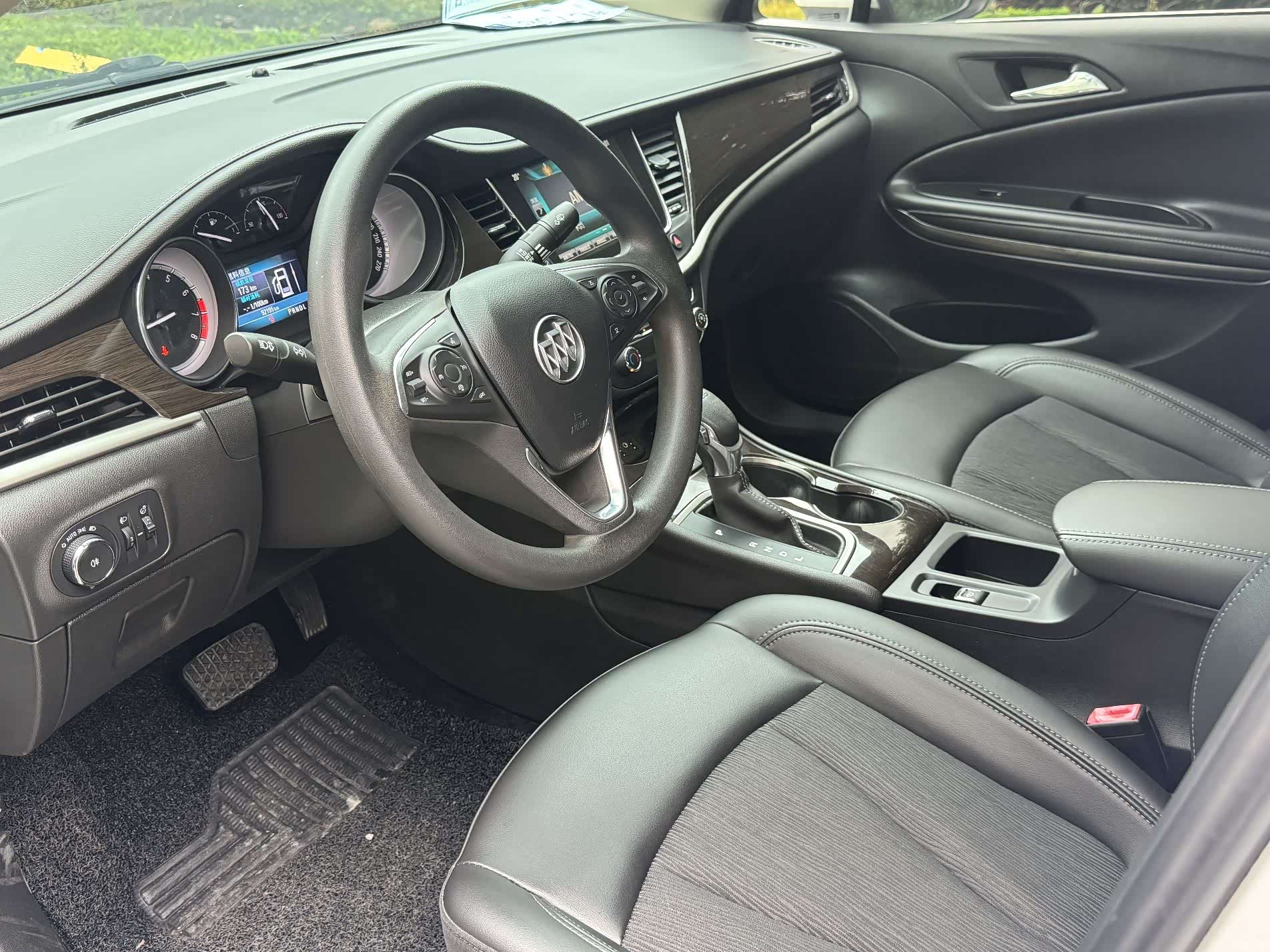 Buick Verano, 2018 4