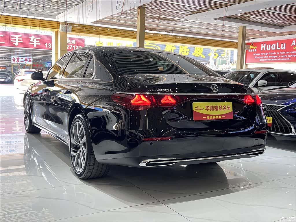 Mercedes-Benz E-Class, 2024 4