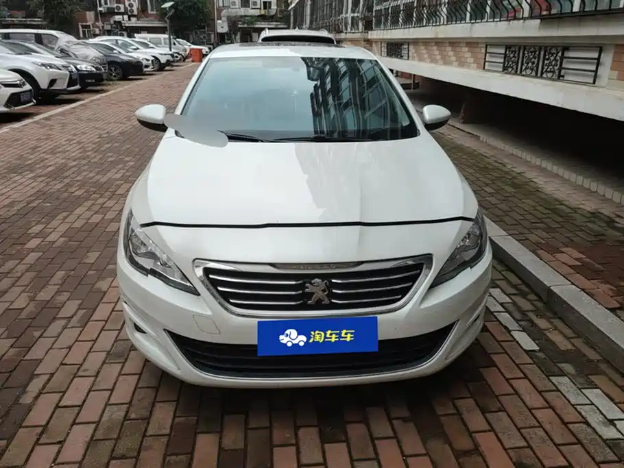 Peugeot 408