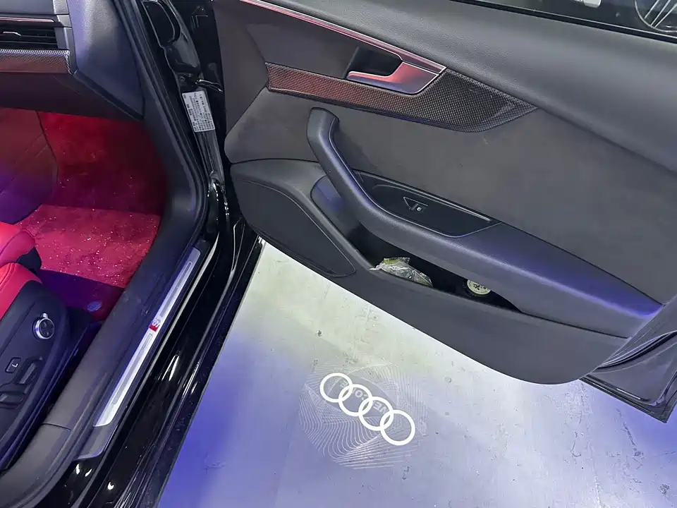 Audi S4