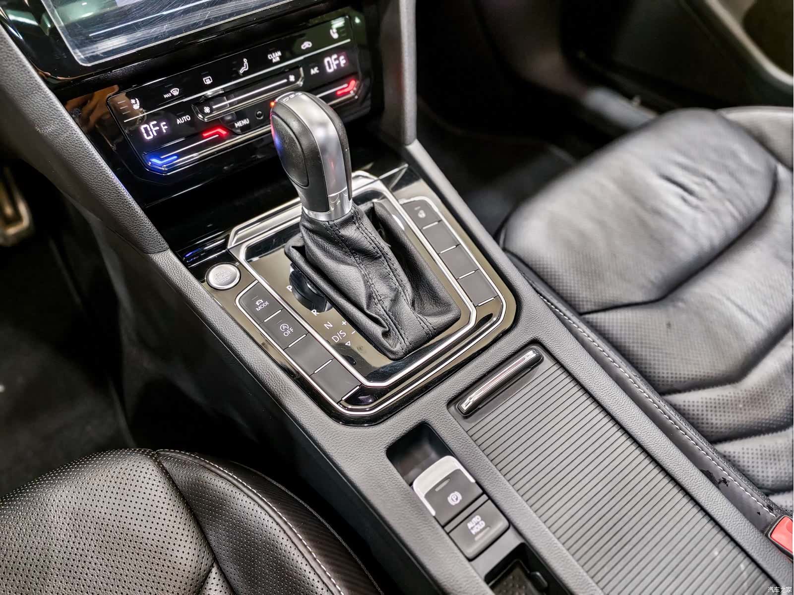 Volkswagen CC, 2020 14