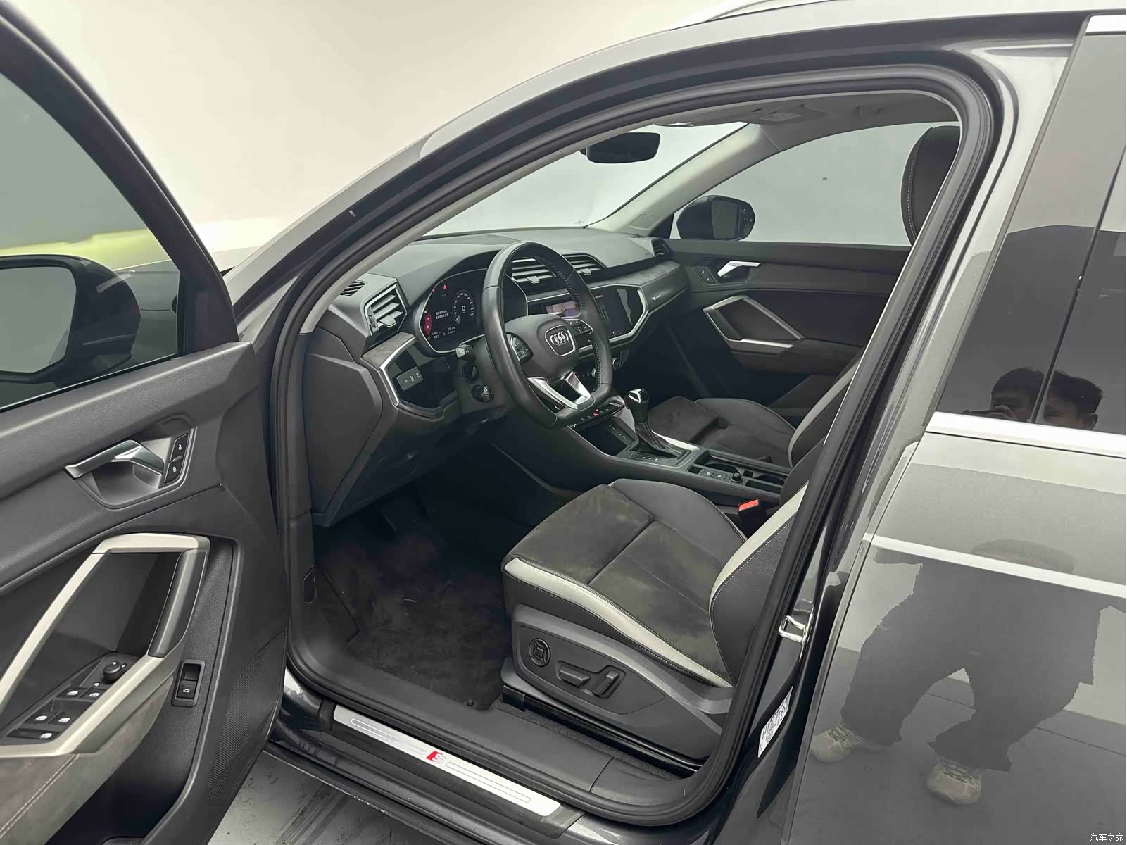 Audi Q3, 2022 9