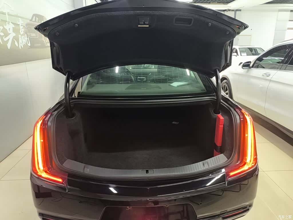 Cadillac XTS, 2019 19