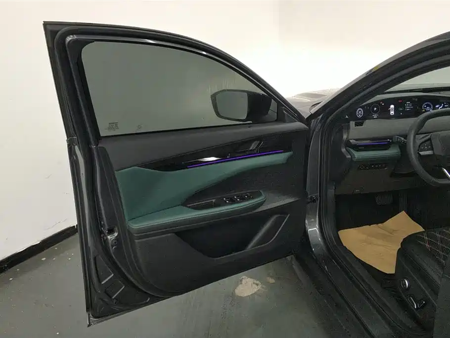 Changan UNI-V Smart iDD