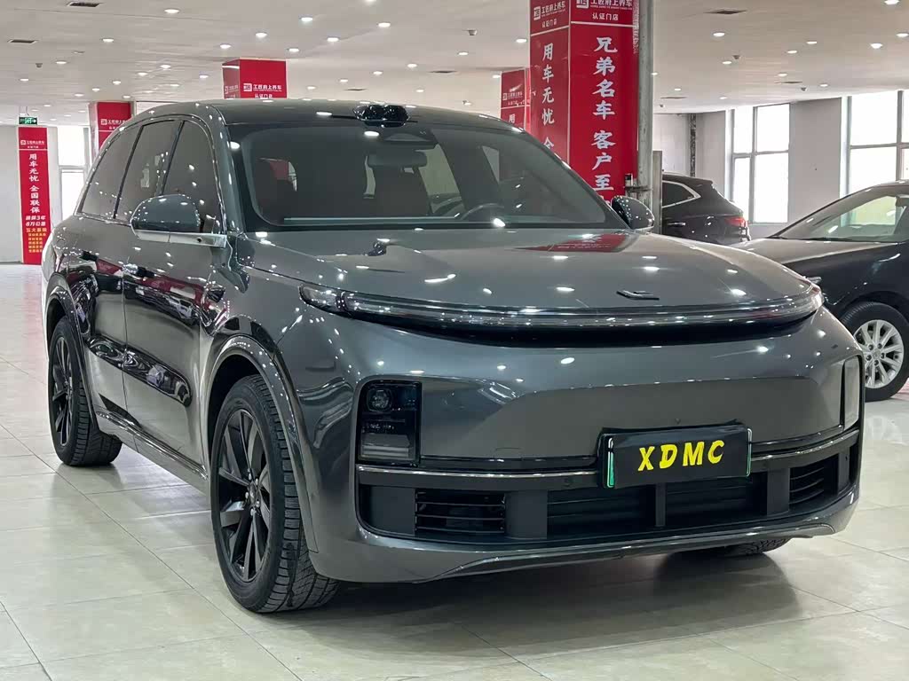 Li Auto L8