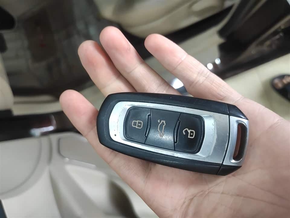 Geely Emgrand Geely Emgrand
