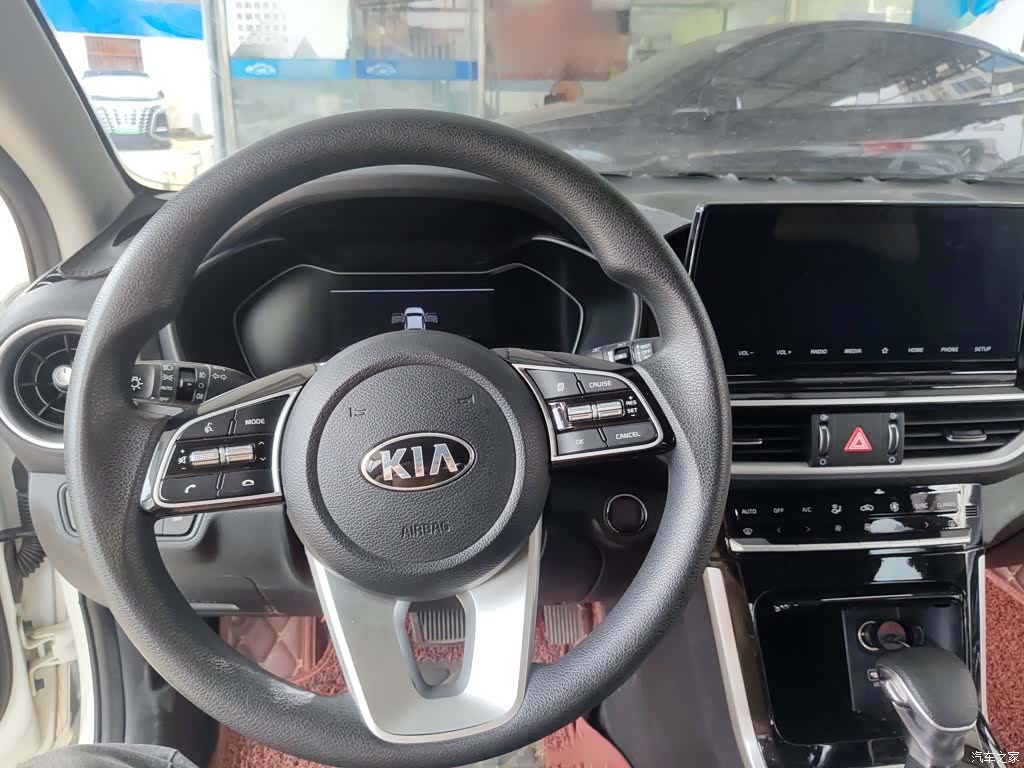 Kia K3, 2020 4