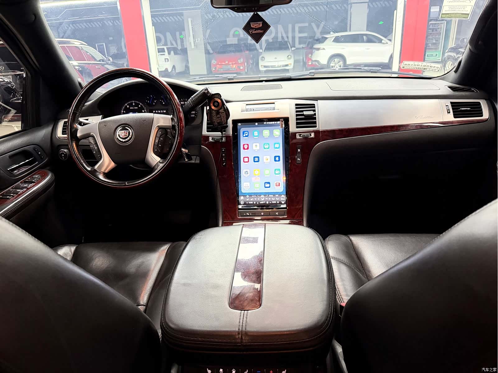 Cadillac Escalade, 2008 15