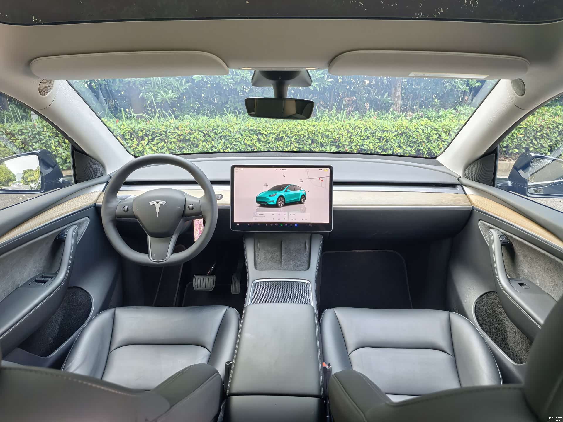 Tesla Model Y, 2022 10