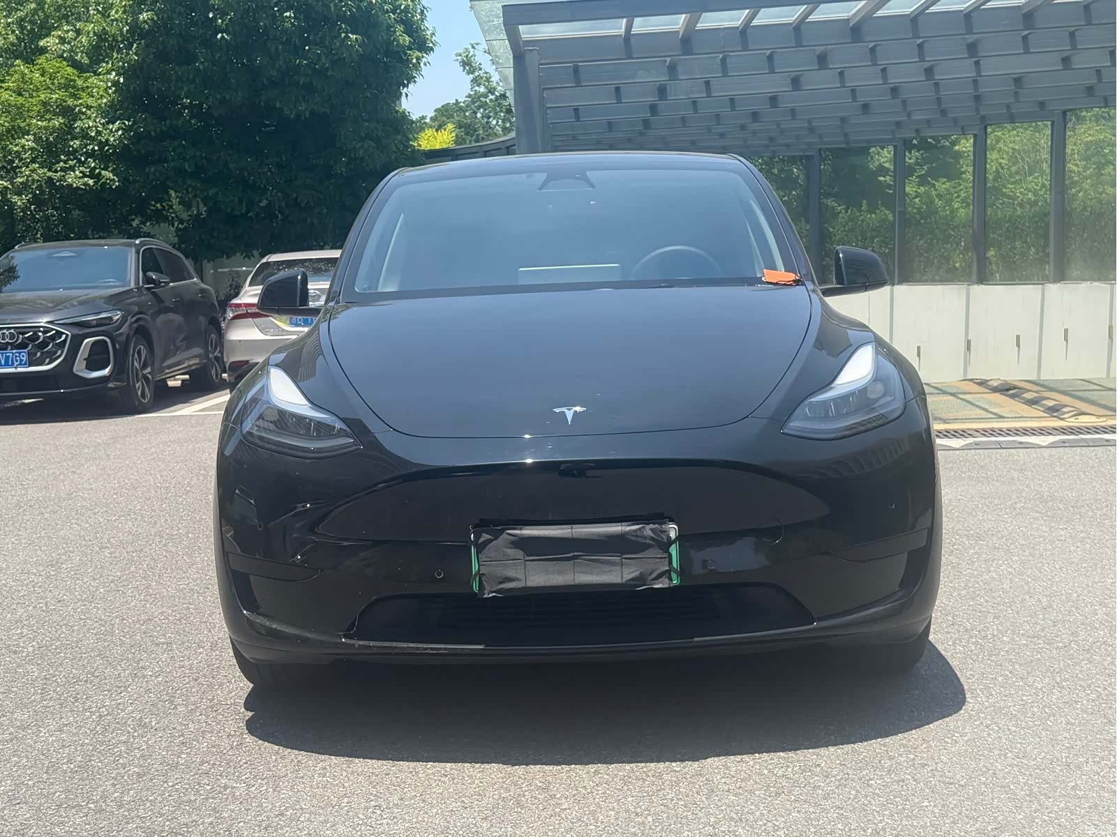 Tesla Model Y, 2023 2