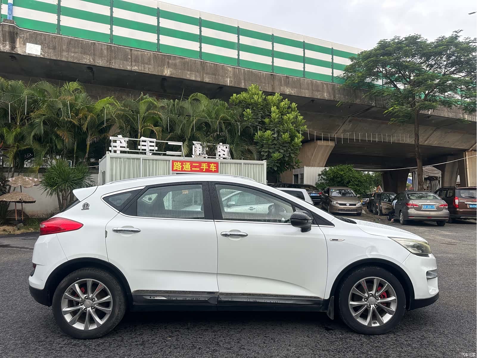 Geely Emgrand, 2017 4
