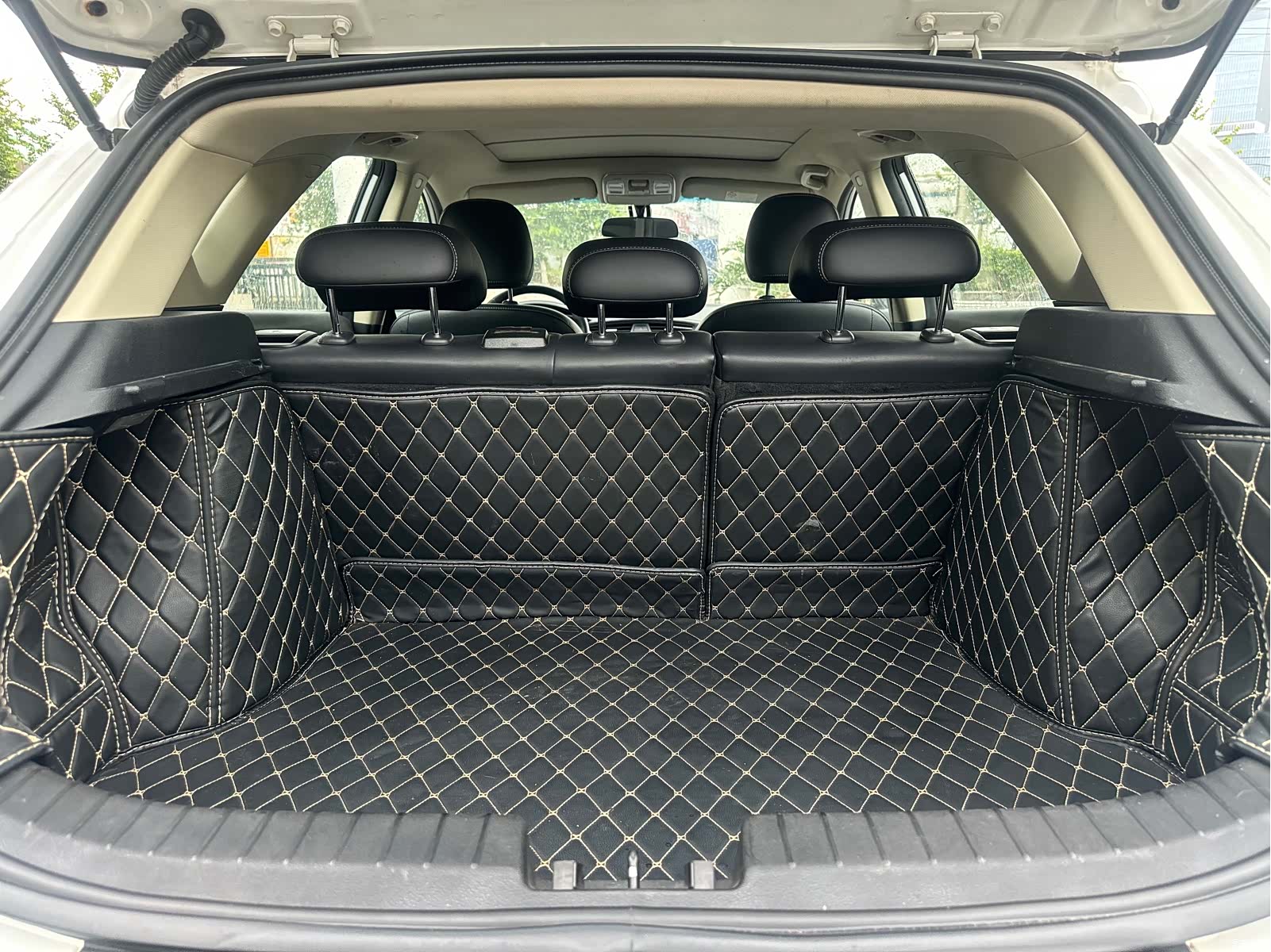 Geely Emgrand, 2017 13