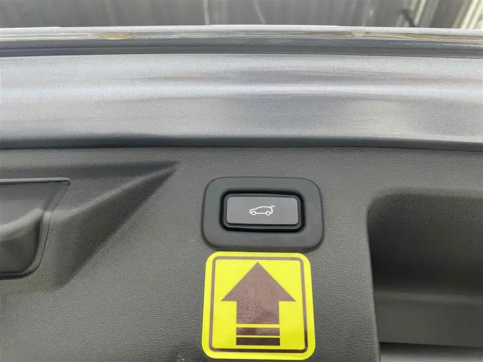 Land Rover Discover sports