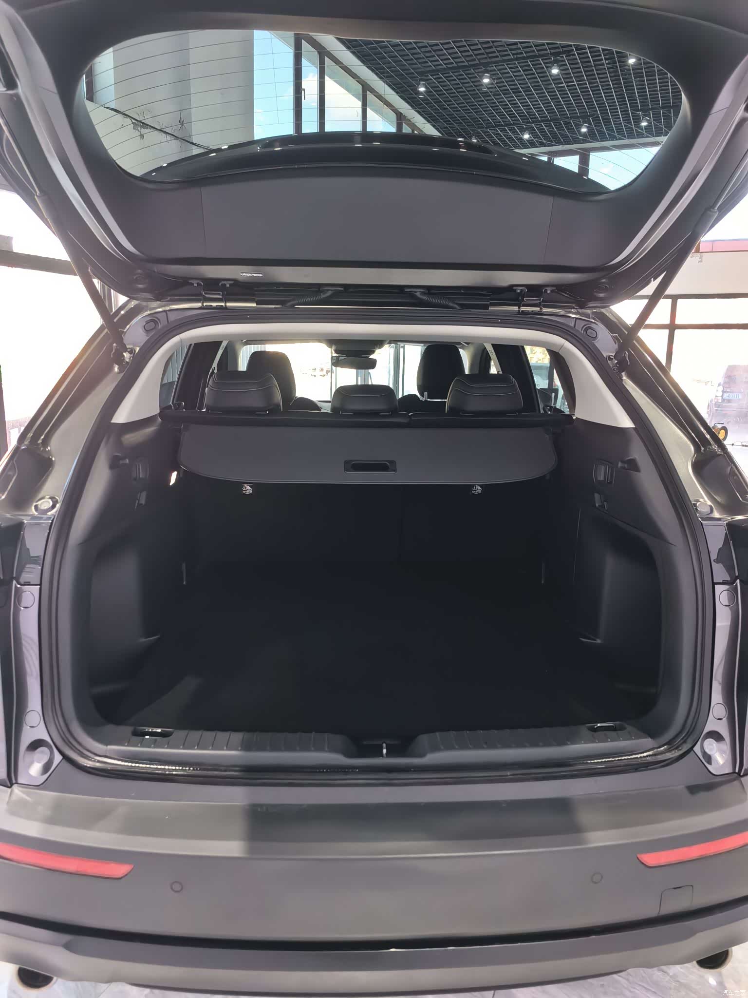 Mazda CX-50, 2023 7