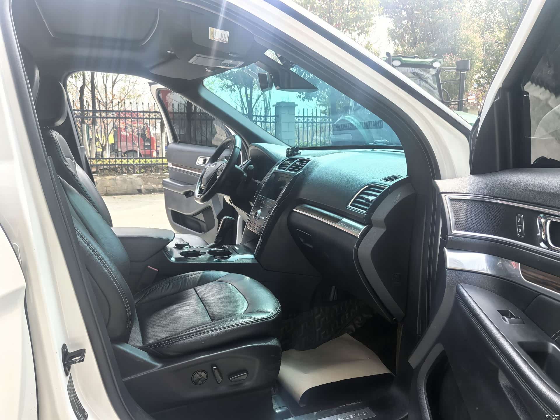 Ford Explorer, 2019 18