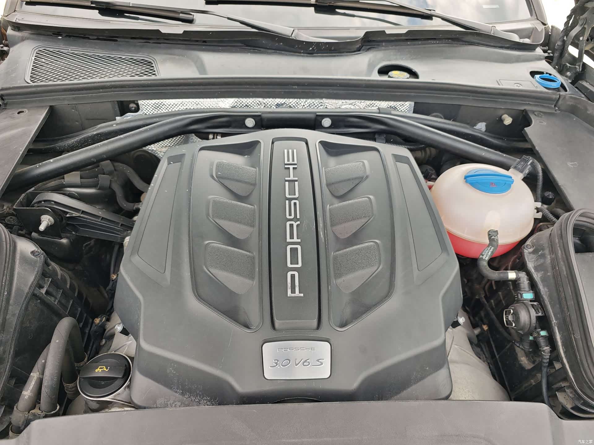 Porsche Macan, 2016 21