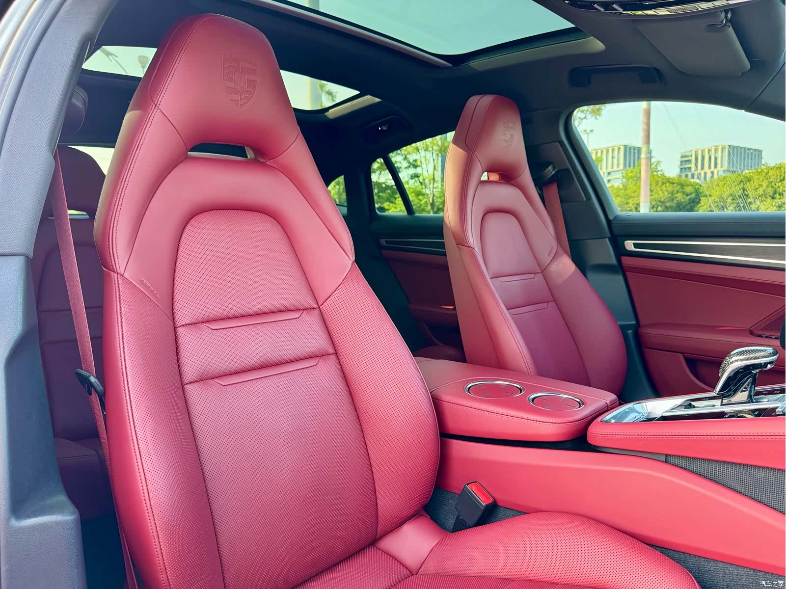 Porsche Panamera, 2023 28